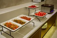 Super 8 Hotel (Akto) - Desayuno