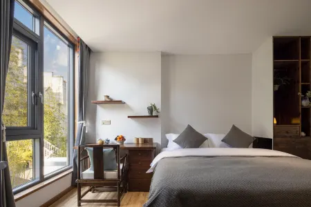 Wuyuan Mishu·Shiguang Homestay (County Center Xiangao Ancient City)