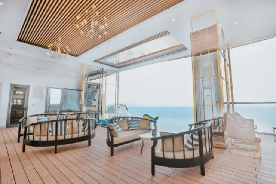 La Vague Hotel Отели рядом с достопримечательностью «Музей океанографии»