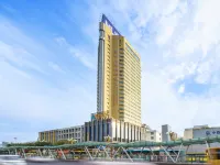 Oasis Grand Hotel Hotels near The Great Buddha Temple in Hongguang Mountain