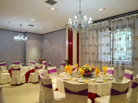 Tiantan Hot Spring Hotel Отели рядом с достопримечательностью «Tangyu Hot Spring International Conference Center»