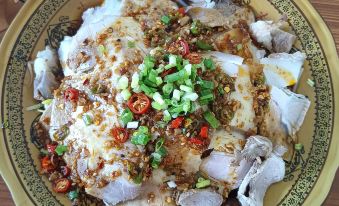 Jiangyou Bear Home Leisure Hotel