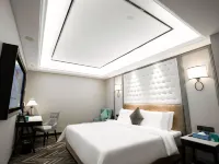 Xana Hotelle Hotel (Chengdu Pujiang Xiangbin Road) - parking