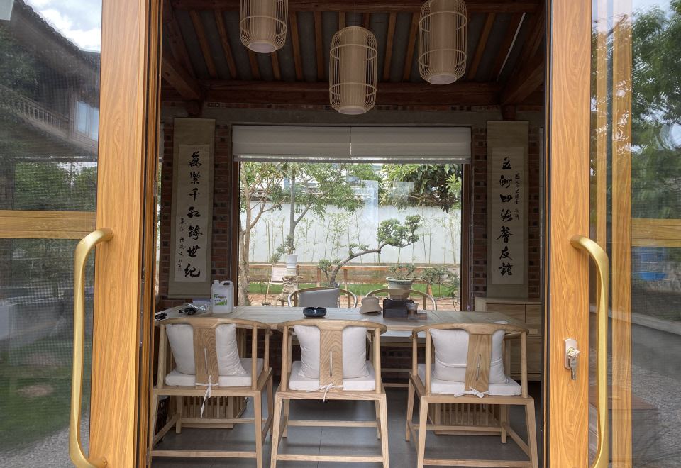 Lijiang Dexian Homestay 썸네일