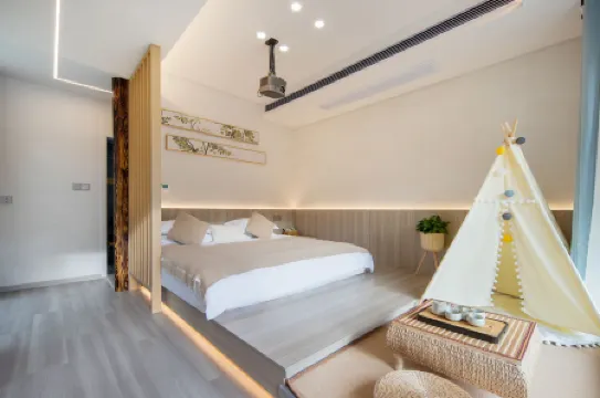 Tianzhushan Mountain Villa