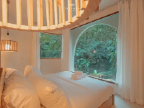 La Lanna Resort Hotels near Mae Lai