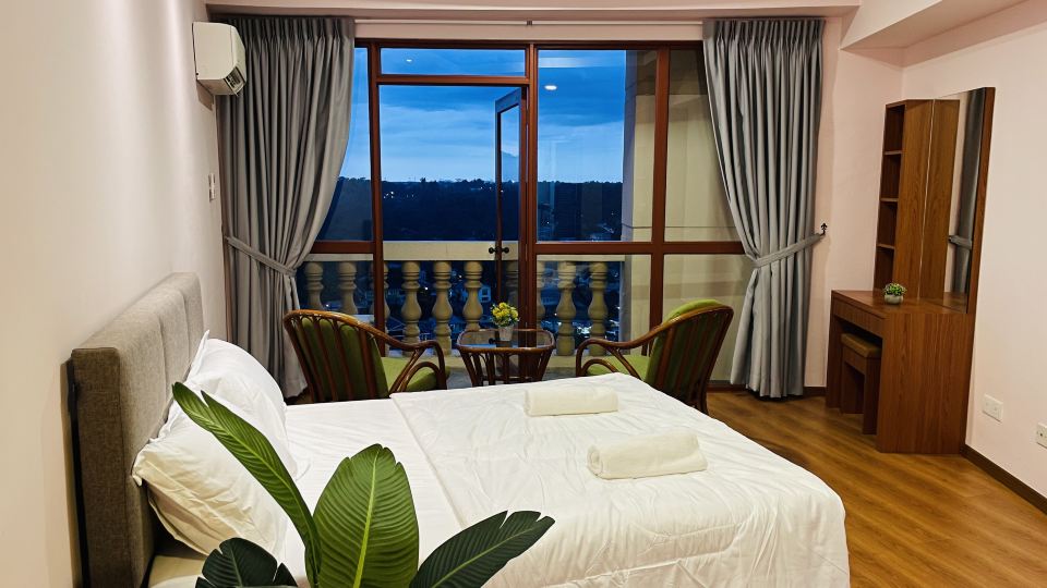 Kuching City Center Riverbank Suites With Marvelous River View