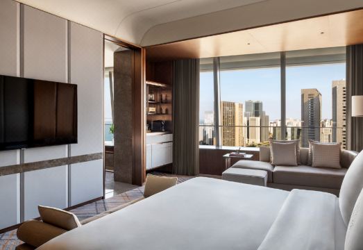 포시즌스 다롄 객실 내부