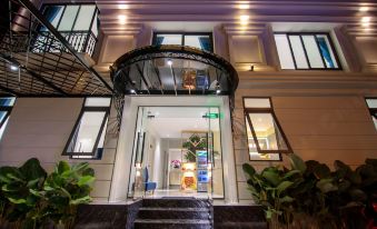 Bin Bin Hotel 11 - Near Island Diamond