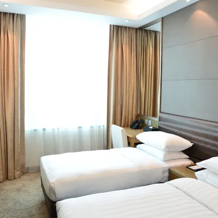 Kew Green Hotel Mongkok Отели рядом с достопримечательностью «Стадион «Монг-Кок»»