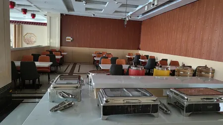 Qingdao Yinxiangshan Hotel (Chengyang District Agricultural University Subway Station Branch) Отели рядом с достопримечательностью «Chengyang Century Park»