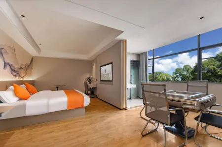 Yunyi Smart Boutique Hotel Отели рядом с достопримечательностью «Huazu Temple»