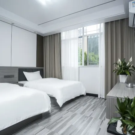 Hefeng Jiushun Homestay