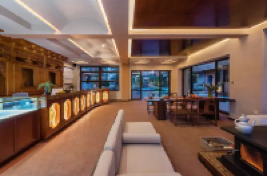 Shangri-La· Yearbook |  Medieval Aesthetics Oxygen Hote