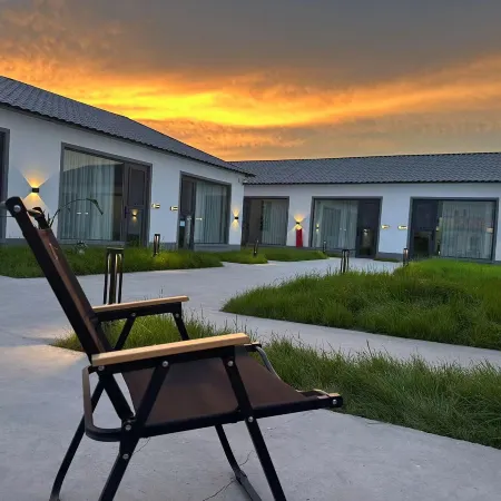 Ruyuan Villa Luxury Family Resort (Ergun Cultural Street)