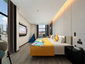Atour Hotel Guangzhou Panyu Chimelong South Village Wanbo Metro Station