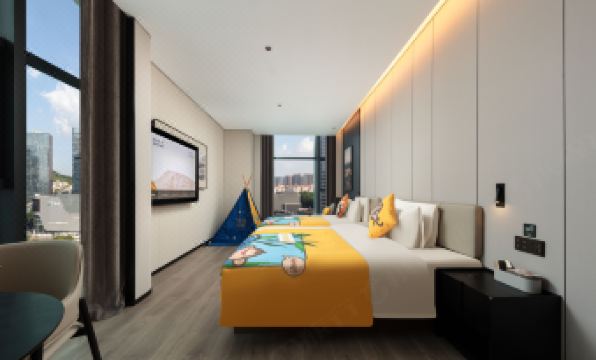 Atour Hotel Guangzhou Panyu Chimelong South Village Wanbo Metro Station