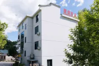 Jinyun Xiandu Wanghu Farm Stay Hotel in zona Furong Gorge