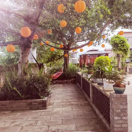 Qingya Xianju Inn