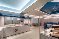 HanTing Hotel (Xuzhou Yunlong Lake Gongnong Road Subway Station) - 2-Star