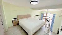 Zizaiju Loft Apartment Hotel