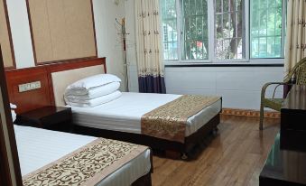 Xiuning Jiangnan Hotel