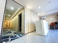 โรงแรมอีสปอร์ตตงเฟิง - ที่มีที่จอดรถ