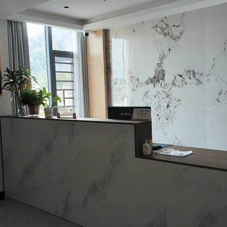 Yangguang Business Hotel