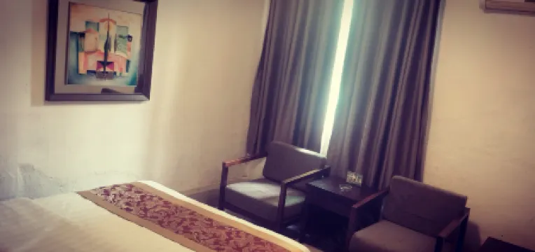 Meilan Qingsongyi Hotel