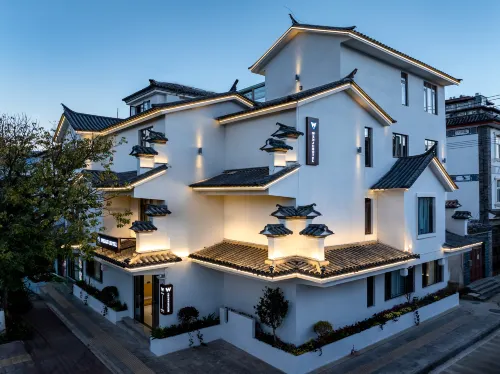 WENJU  HOTEL - Parkplatz