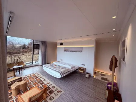 Zhenshan Tingyun Tangshu Homestay Отели рядом с достопримечательностью «Shenmulei»