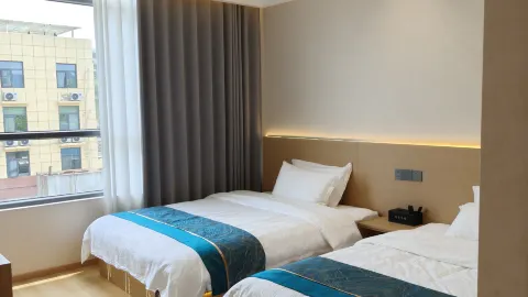 Ruiji Hotel in Личуань