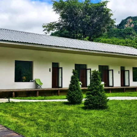 - Mountain View Homestay