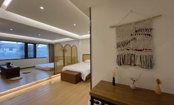 Henglu Hotel (Yangzhou Slender West Lake Dongguanjie Scenic Area)
