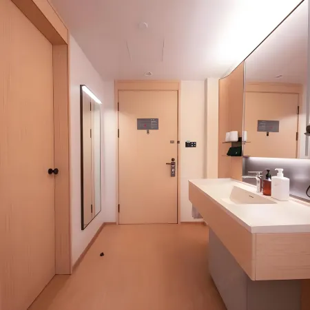 Manxiang Yunmu Hotel (Dafang Jiaxin Mall)