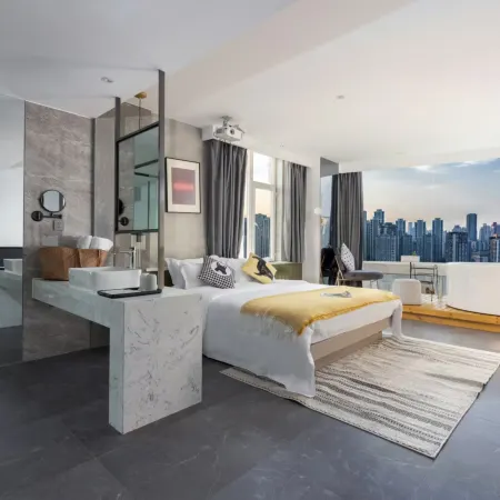 Shimeng Riverside High-Rise River View Boutique Stay (Hong Ya Dong Jiefangbei Area)