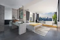 Shimeng Riverside High-Rise River View Boutique Stay (Hong Ya Dong Jiefangbei Area) 大渓溝駅周辺のホテル