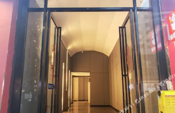 銀潤小鎮嘉廷酒店（Hello kitty樂園店）