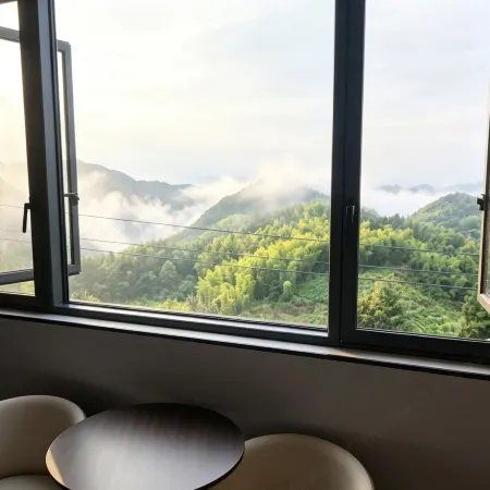 Dabie Mountain Longjingxia Homestay