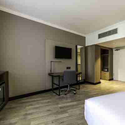 NH Luxembourg Airport Rooms