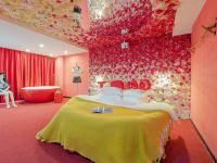 北海银滩三号酒店 - 玫瑰浴缸智能圆床房