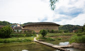 Longchang Tulou Guesthouse