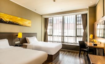 Homeinn Plus Hotel