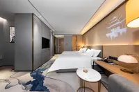 Stay International Hotel - parking