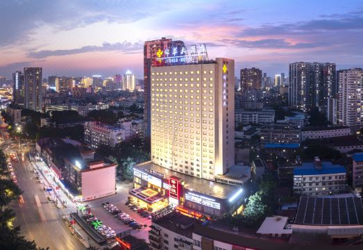 广西锦华大酒店（南宁朝阳广场地铁站区政府店）外景图