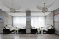 Xinyuan International Hotel Nanchang - Mountain view
