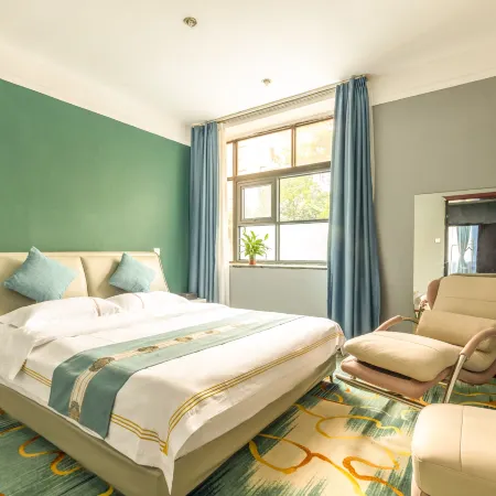 Deyang Yizhou Business Hotel