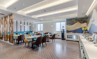 Gujing Junlai Hotel (Tianchang Hongsheng Square)