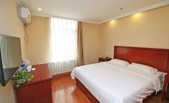 GreenTree Inn Liaoning Dalian Railway Station South Shengli Square Express Hotel