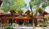 Jiurushan Cat's Nest B & B Hotels near Zhangqiu Sanwangyu Landscape Park Ticket Office